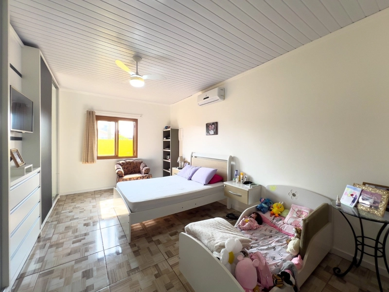 Casa a venda com 3 dormitórios, suite e piscina em Capão da Canoa: 10ª foto da galeria de imagens do imóvel