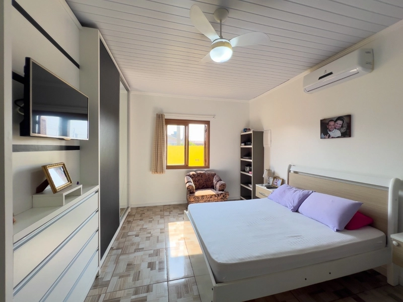 Casa a venda com 3 dormitórios, suite e piscina em Capão da Canoa: 14ª foto da galeria de imagens do imóvel