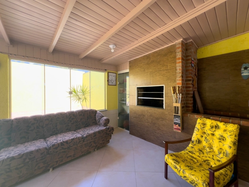 Casa a venda com 3 dormitórios, suite e piscina em Capão da Canoa: 8ª foto da galeria de imagens do imóvel