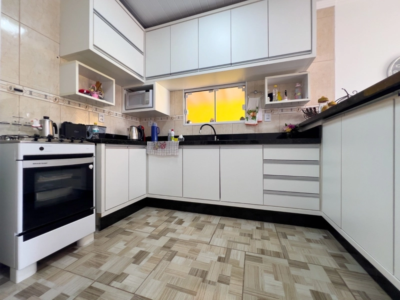 Casa a venda com 3 dormitórios, suite e piscina em Capão da Canoa: 15ª foto da galeria de imagens do imóvel