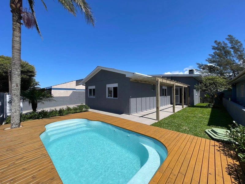 LINDA CASA COMPOSTA POR 4 DORMITÓRIOS EM XANGRI-LÁ!: 1ª foto da galeria de imagens do imóvel