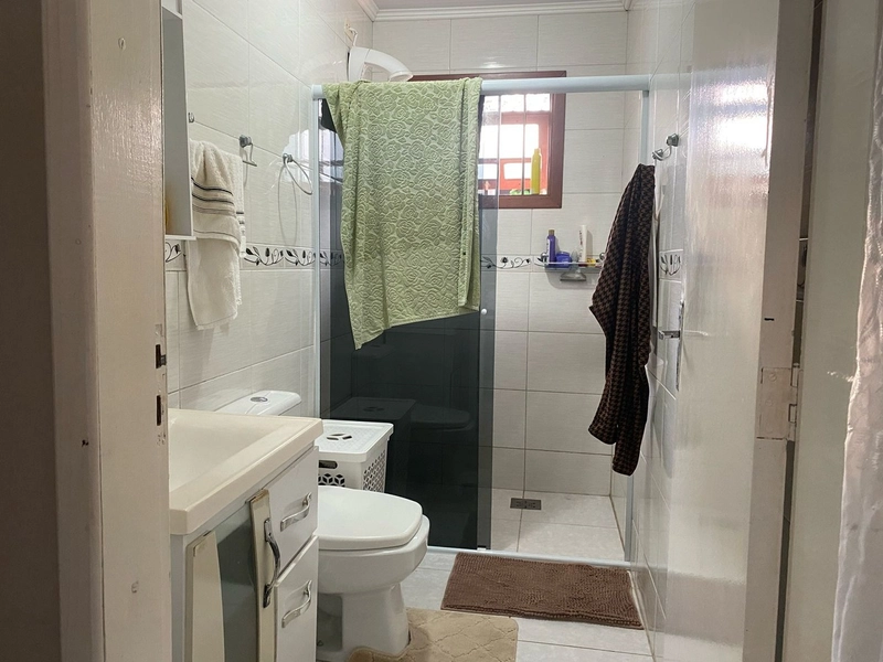 Casa com 3 dormitórios e área de churrasco em bairro de Xangri-lá: 7ª foto da galeria de imagens do imóvel