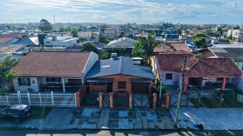 CASA À VENDA NO CENTRO DE CAPÃO DA CANOA!: 2ª foto da galeria de imagens do imóvel