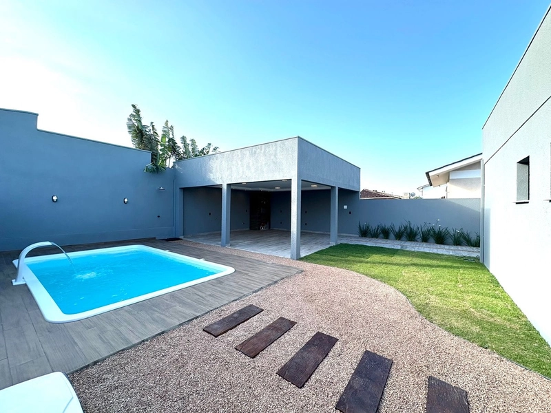 AMPLA CASA COM PISCINA EM XANGRI-LÁ!: 15ª foto da galeria de imagens do imóvel