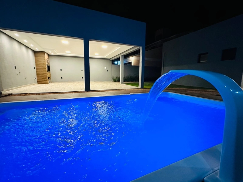 AMPLA CASA COM PISCINA EM XANGRI-LÁ!: 31ª foto da galeria de imagens do imóvel