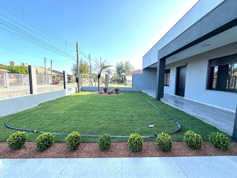 AMPLA CASA COM PISCINA EM XANGRI-LÁ!: 2ª foto da galeria de imagens do imóvel