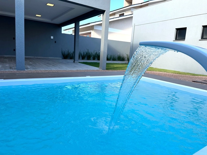 AMPLA CASA COM PISCINA EM XANGRI-LÁ!: 11ª foto da galeria de imagens do imóvel
