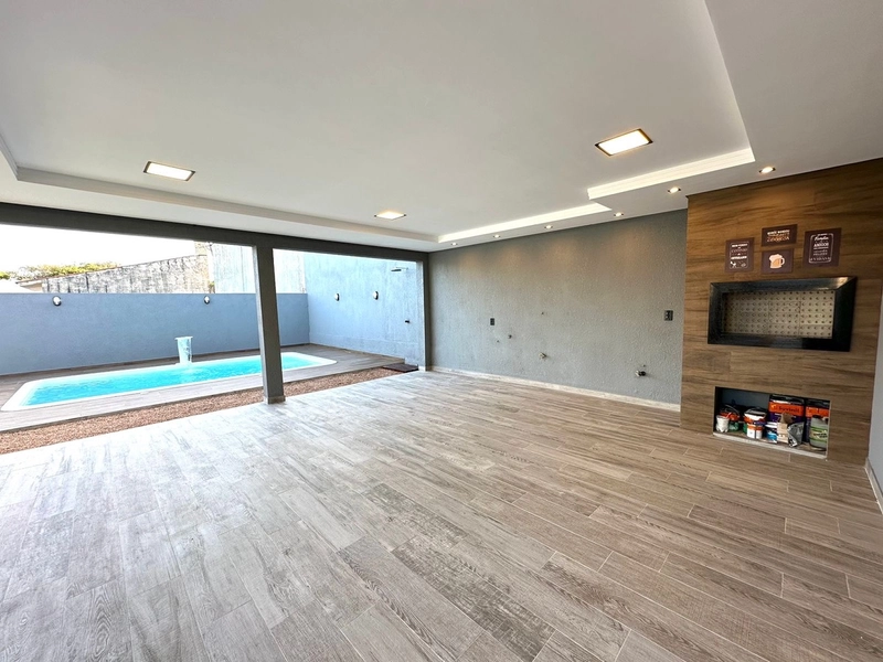 AMPLA CASA COM PISCINA EM XANGRI-LÁ!: 8ª foto da galeria de imagens do imóvel