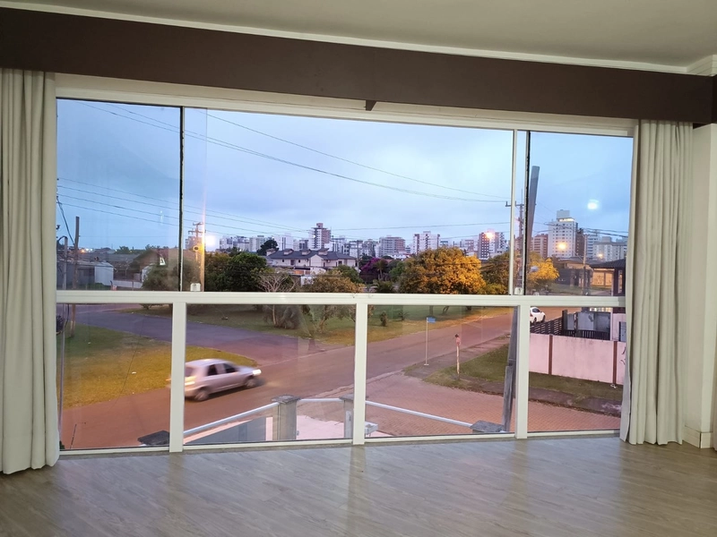 Mansão à venda com cinco suítes em Capão  da Canoa: 54ª foto da galeria de imagens do imóvel