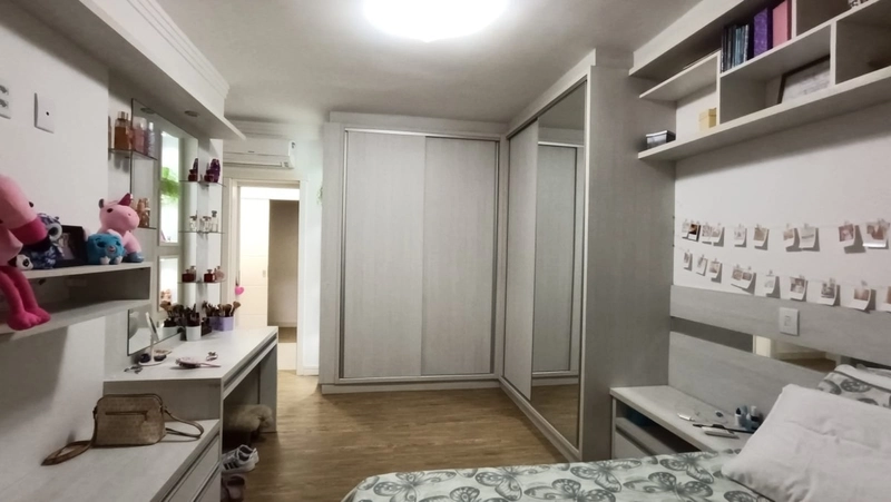 Mansão à venda com cinco suítes em Capão  da Canoa: 50ª foto da galeria de imagens do imóvel