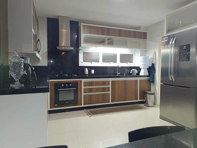 Mansão à venda com cinco suítes em Capão  da Canoa: 24ª foto da galeria de imagens do imóvel