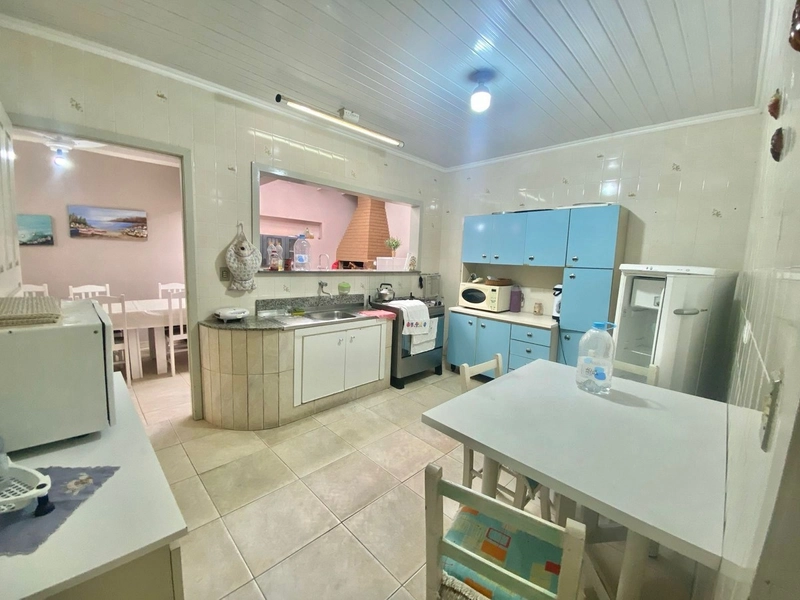 Casa com 5 dormitórios na Zona Nova de Capão  da Canoa: 6ª foto da galeria de imagens do imóvel