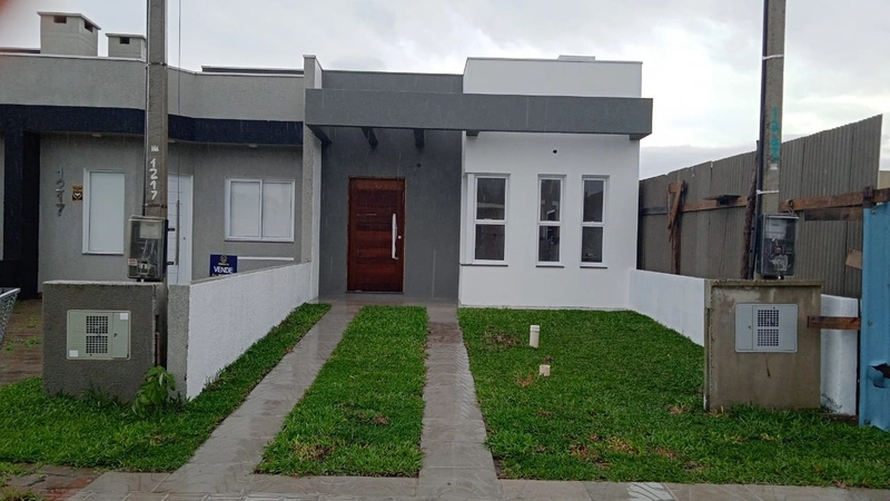 Casa geminada 2 dormitórios: 1ª foto da galeria de imagens do imóvel