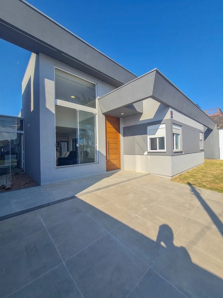 LINDA CASA TERRENO INTERNO EM CAPÃO DA CANOA!: 2ª foto da galeria de imagens do imóvel