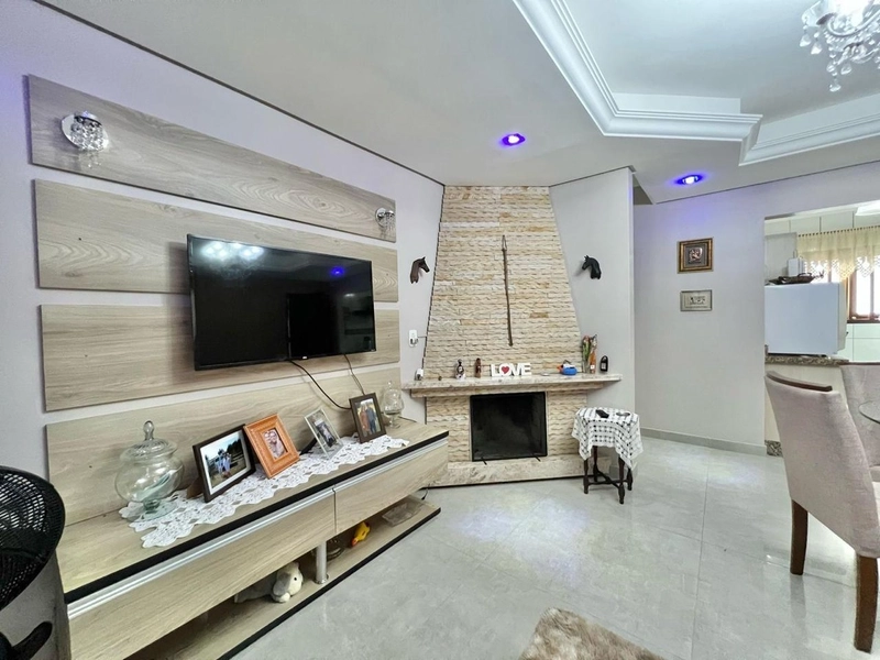 CASA  03 DORMITÓRIOS, UMA SUÍTE E PISCINA - BAIRRO ZONA NOVA: 23ª foto da galeria de imagens do imóvel