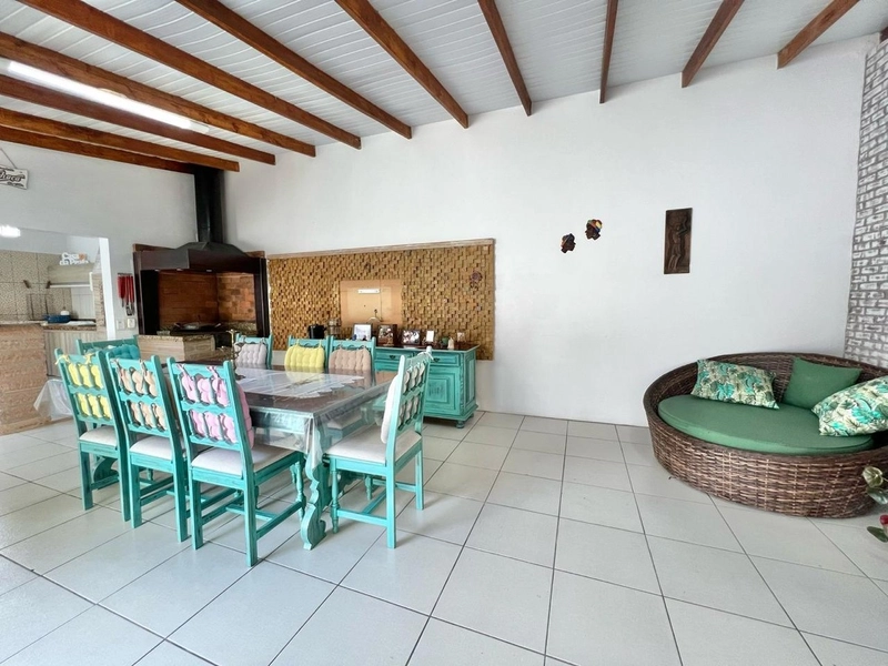 CASA  03 DORMITÓRIOS, UMA SUÍTE E PISCINA - BAIRRO ZONA NOVA: 9ª foto da galeria de imagens do imóvel