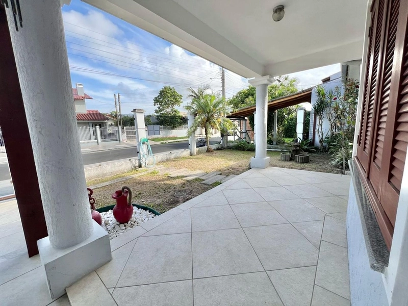 CASA  03 DORMITÓRIOS, UMA SUÍTE E PISCINA - BAIRRO ZONA NOVA: 5ª foto da galeria de imagens do imóvel