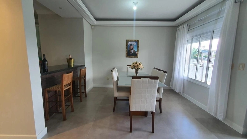 CASA DE TRÊS DORMITÓRIOS EM CAPÃO DA CANOA: 9ª foto da galeria de imagens do imóvel