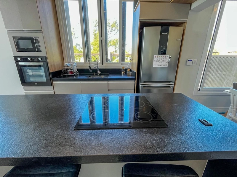 LINDA CASA DE ESQUINA EM XANGRI-LÁ: 20ª foto da galeria de imagens do imóvel