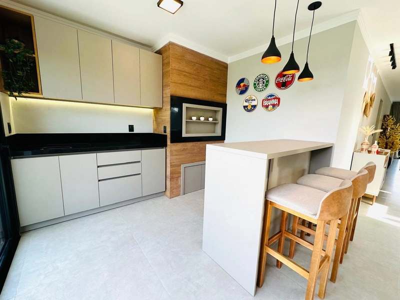 CASA LINDA A 350 METROS DO MAR EM XANGRI-LÁ: 10ª foto da galeria de imagens do imóvel