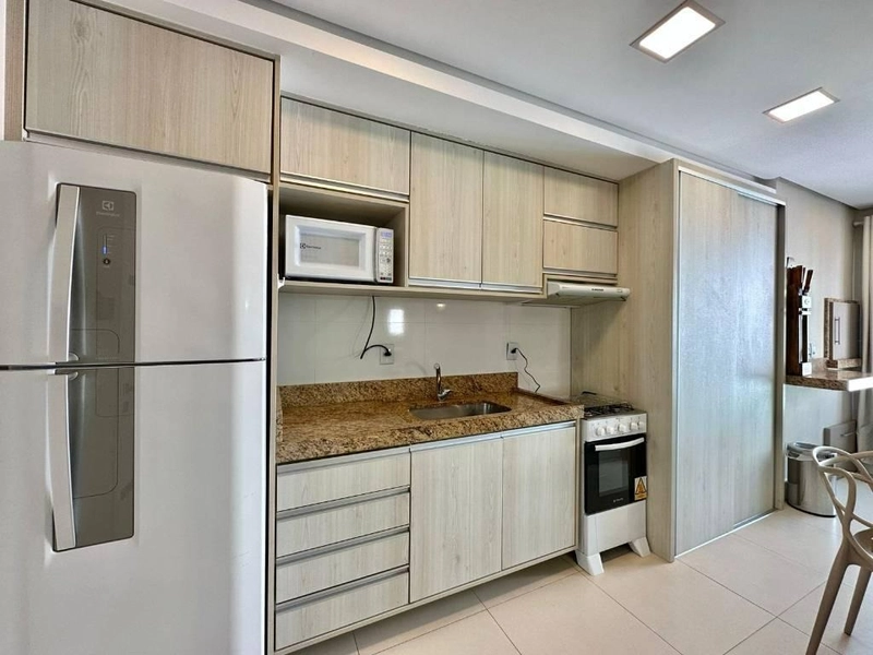 APARTAMENTO DE 01 DORMITÓRIO A UMA QUADRA DO MAR: 7ª foto da galeria de imagens do imóvel