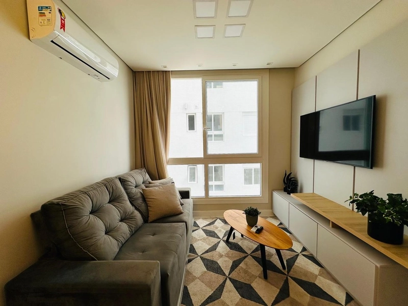 APARTAMENTO MOBILIADO EM CAPÃO DA CANOA: 3ª foto da galeria de imagens do imóvel