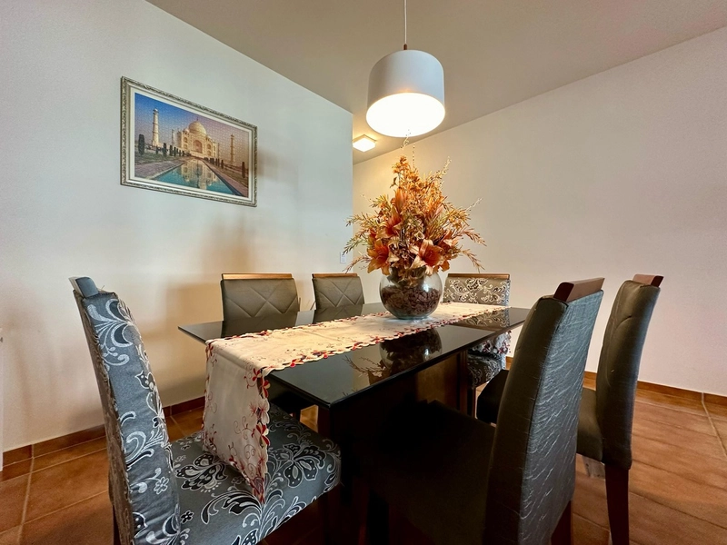 APARTAMENTO COM DUAS SACADAS DE FRENTE P MAR EM CAPÃO: 4ª foto da galeria de imagens do imóvel