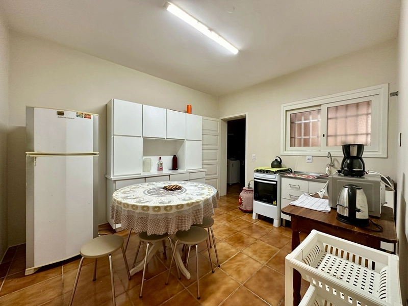 APARTAMENTO COM DUAS SACADAS DE FRENTE P MAR EM CAPÃO: 5ª foto da galeria de imagens do imóvel