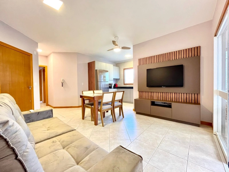 APARTAMENO EM CAPÃO DA CANOA COM SACADA DE FRENTE: 1ª foto da galeria de imagens do imóvel