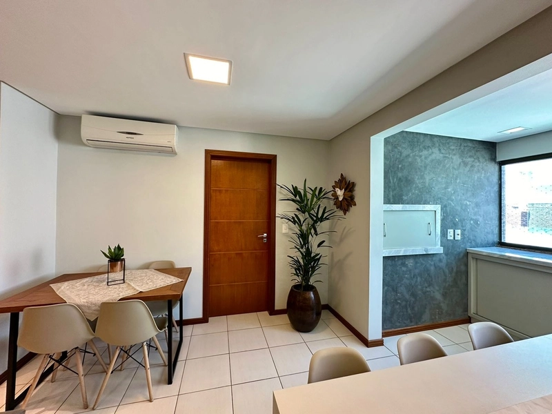 APARTAMENTO Á POUCOS METROS DO MAR EM CAPÃO DA CANOA: 7ª foto da galeria de imagens do imóvel