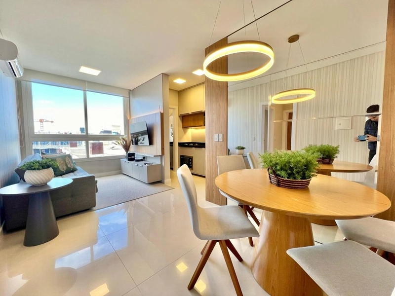 APARTAMENTO DECORADO COM LINDA VISTA EM CAPÃO DA CANOA: 3ª foto da galeria de imagens do imóvel