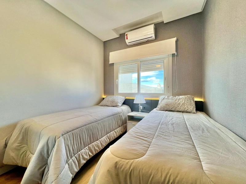 APARTAMENTO DECORADO COM LINDA VISTA EM CAPÃO DA CANOA: 9ª foto da galeria de imagens do imóvel