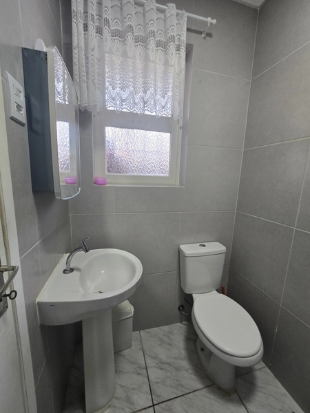 APRTAMENTO DE FRENTE PRA RUA EM CAPÃO DA CANOA: 8ª foto da galeria de imagens do imóvel