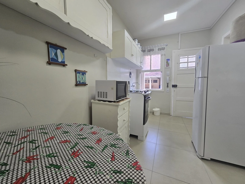 APRTAMENTO DE FRENTE PRA RUA EM CAPÃO DA CANOA: 6ª foto da galeria de imagens do imóvel