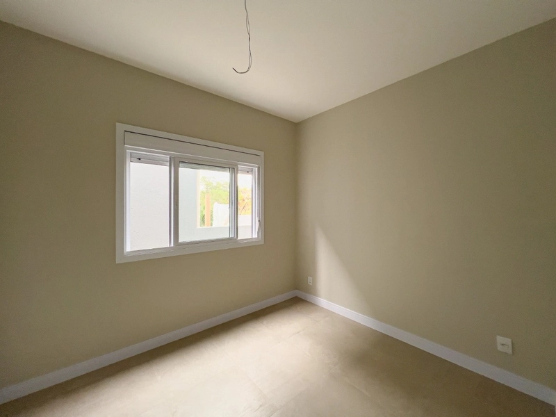 CASA LINDA DE BARBADA EM UM BOM BAIRRO EM CAPÃO DA CANOA: 9ª foto da galeria de imagens do imóvel