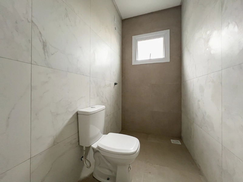 CASA LINDA DE BARBADA EM UM BOM BAIRRO EM CAPÃO DA CANOA: 10ª foto da galeria de imagens do imóvel