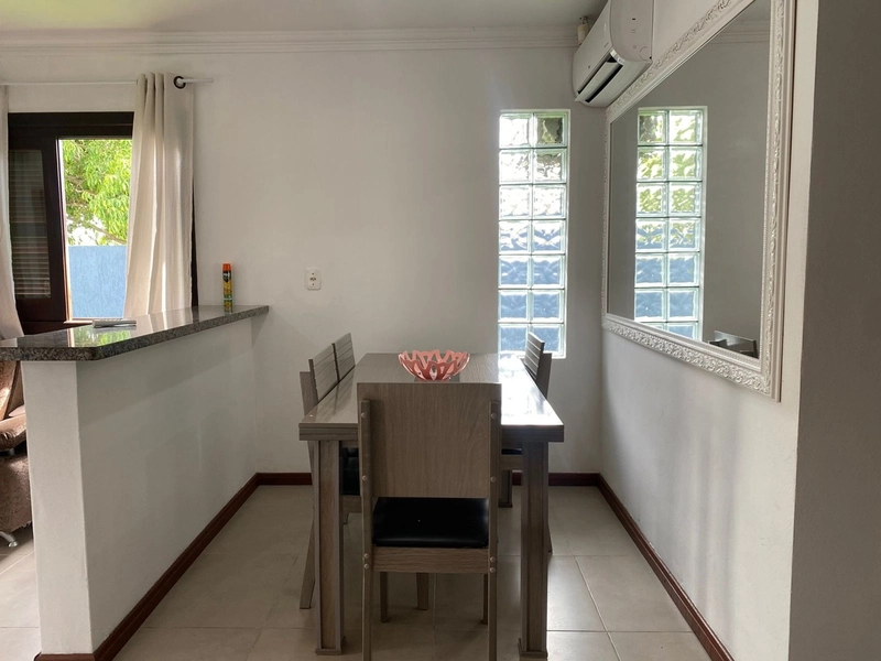 Casa ampla em terreno inteiro em bairro de Xangri-lá: 6ª foto da galeria de imagens do imóvel