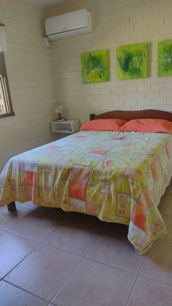 Casa de esquina a venda com 3 dormitórios em bairro de Xangri-lá: 15ª foto da galeria de imagens do imóvel