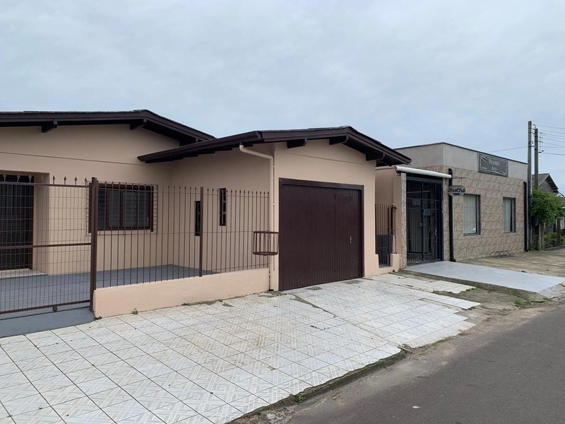 Casa com 4 dormitórios em bairro  de moradores de Capão da Canoa!: 1ª foto da galeria de imagens do imóvel