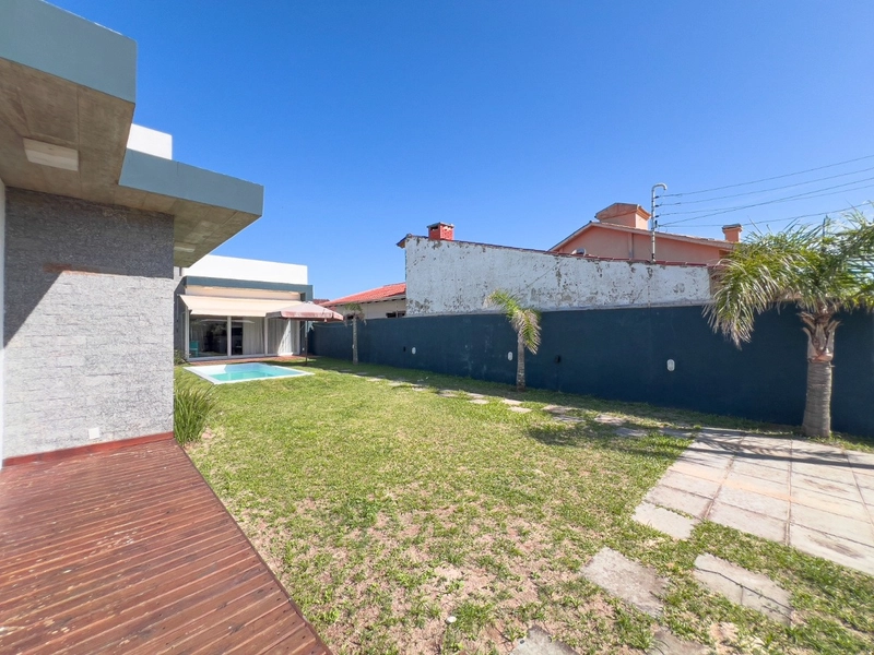 Casa a venda com 2 dormitórios sendo um suíte: 7ª foto da galeria de imagens do imóvel