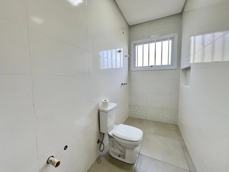 Linda casa com 3 dormitórios à duas quadra do mar: 13ª foto da galeria de imagens do imóvel