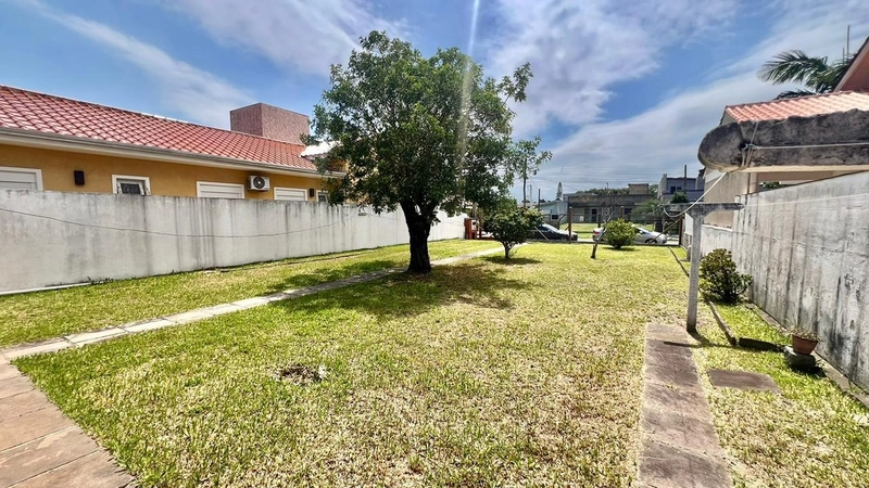 Casa com dois dormitórios a venda na Zona Nova em Capão da Canoa: 5ª foto da galeria de imagens do imóvel