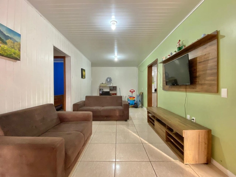 Casa com três dormitórios a venda na Zona Nova de Capão da Canoa: 3ª foto da galeria de imagens do imóvel
