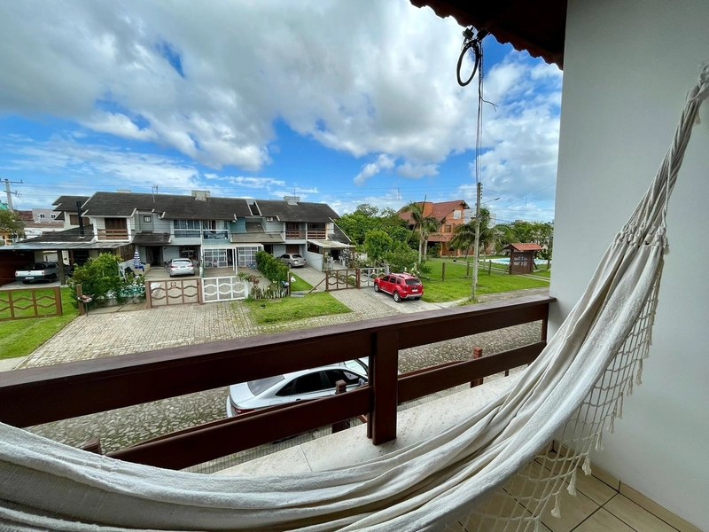 Sobrado à venda na Zona Nova de Capão da Canoa: 3ª foto da galeria de imagens do imóvel