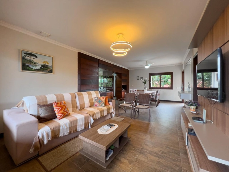 Casa com 3 dormitórios sendo duas suítes à venda em Capão da Canoa: 9ª foto da galeria de imagens do imóvel