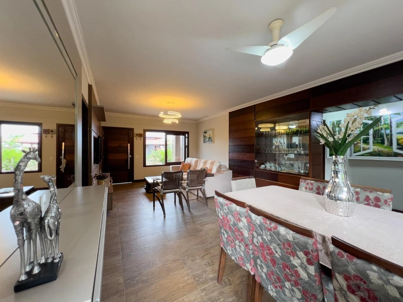 Casa com 3 dormitórios sendo duas suítes à venda em Capão da Canoa: 12ª foto da galeria de imagens do imóvel