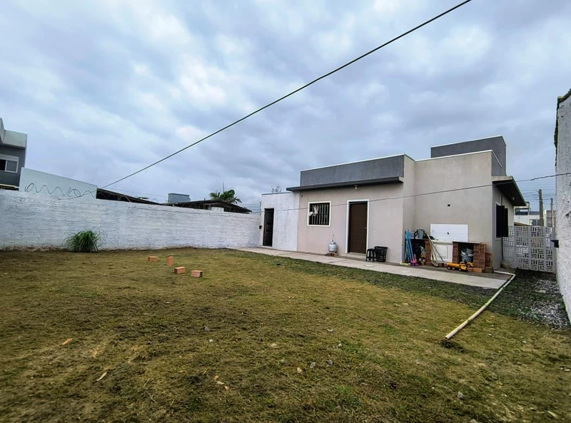 Casa com 2 dormitórios a venda em Capão da Canoa: 3ª foto da galeria de imagens do imóvel