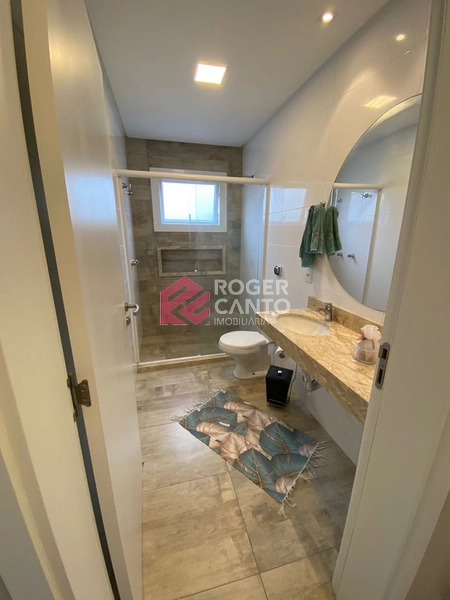 Lindo imovel com sala de estar com lareira, living e amplo espaco: 34ª foto da galeria de imagens do imóvel