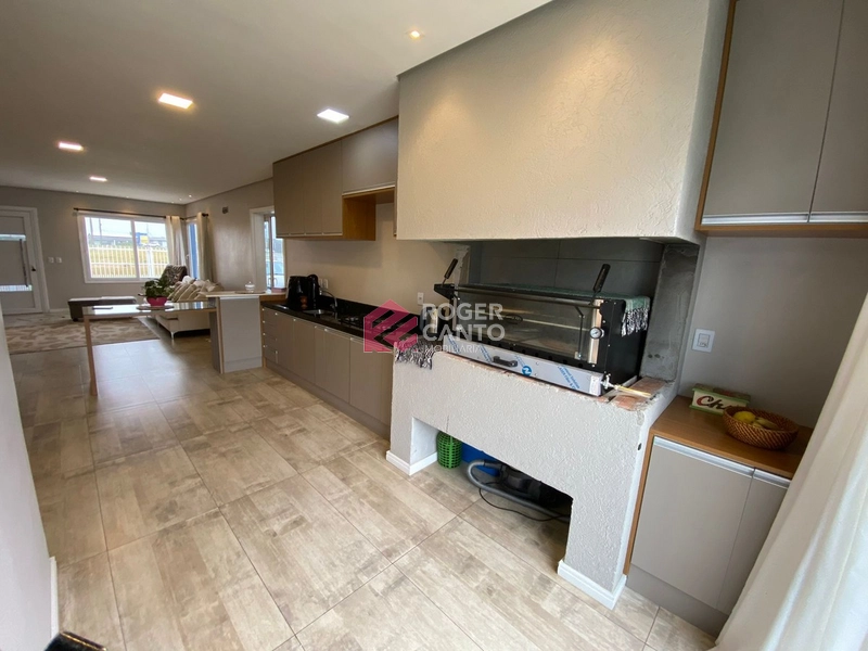 Lindo imovel com sala de estar com lareira, living e amplo espaco: 23ª foto da galeria de imagens do imóvel