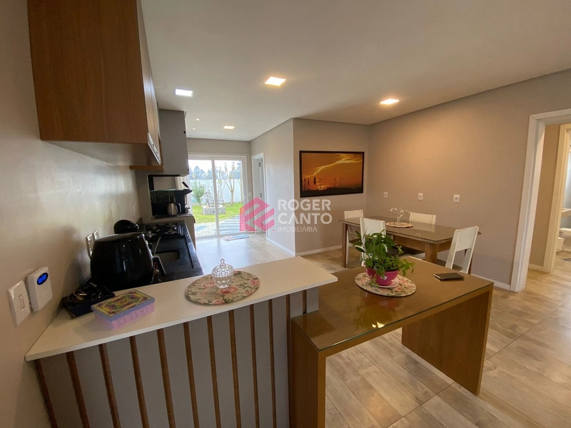 Lindo imovel com sala de estar com lareira, living e amplo espaco: 22ª foto da galeria de imagens do imóvel